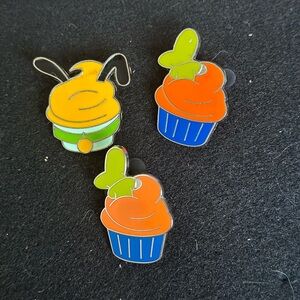 Character Cupcake Mini cupcake trading pin
